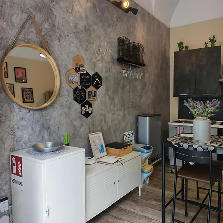 Thiago Luxury Katánie